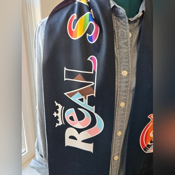 REAL SALT LAKE SOCCER RAINBOW SCARF LIMITED EDITION PRIDE FRINGE REVERSIBLE OS - Picture 8 of 16